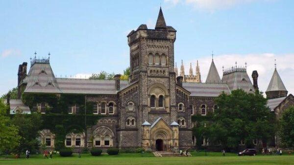 , 加拿大的大学真的不如美国大学吗？